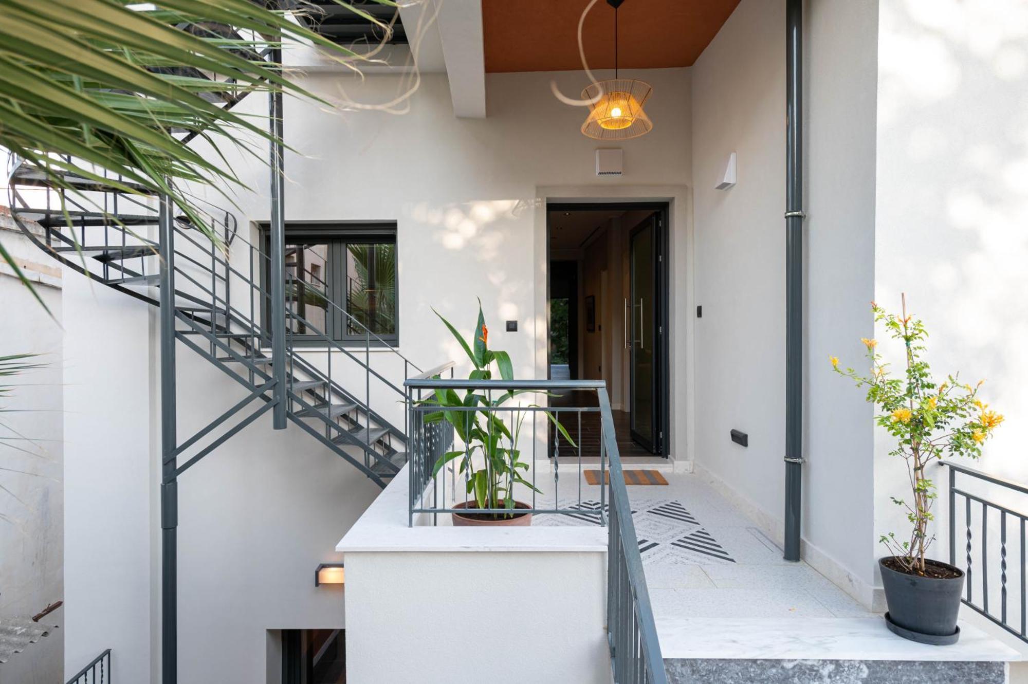 Villa Vesta Retire - Kalamata Mediterranean Villas エクステリア 写真